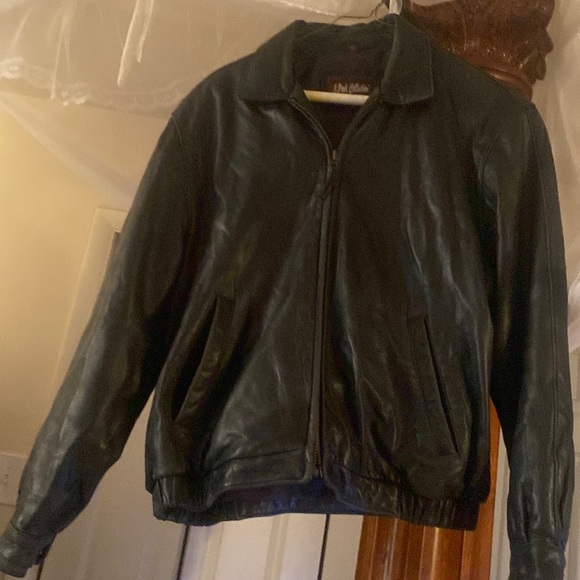 Black leather bonnet hacket
